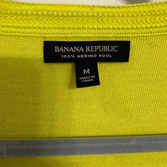 Banana Republic Neon Yellow Merino Wool Sweater - Picture 2 of 4